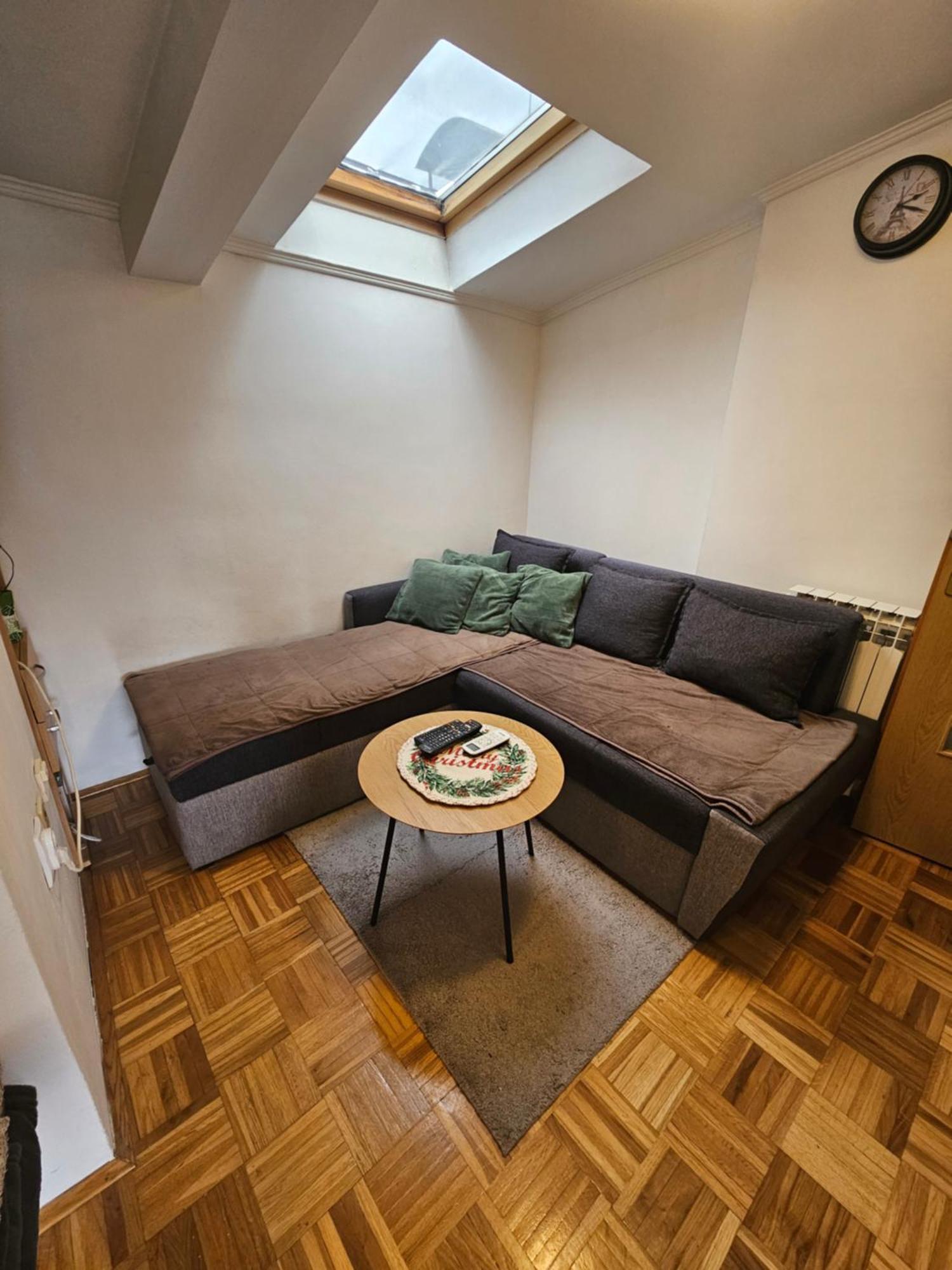 Apartman Ellye Lukavica Exterior foto